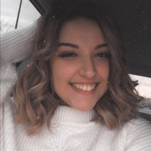 Meet your Posher, Cydni